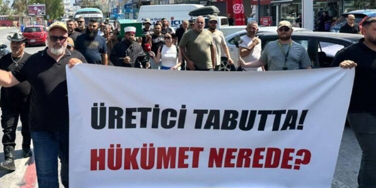 TABUTLU EYLEM, KENDİ SELALARINI OKUDULAR