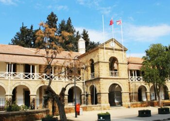 OTİZİMLİ ÖZ OĞLUNA 7 YIL CİNSEL SALDIRIDA BULUNDU