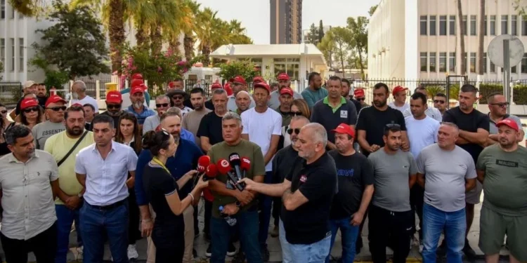 BAKANLIK AÇIKLADI: MAAŞLAR ÖDENDİ