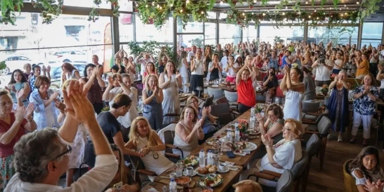 “HÜKÜMET DOLAYISIYLA TAŞ ÜSTÜNDE TAŞ KALMADI”