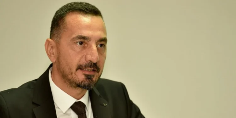 “TUTUKLULUK KARARININ GEREKÇESİ İZAHA MUHTAÇ”
