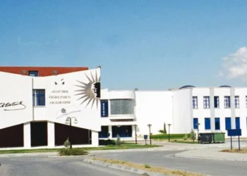 TACİZLE İTHAM EDİLEN AKADEMİK PERSONELE DİSİPLİN SÜRECİ BAŞLATILDI