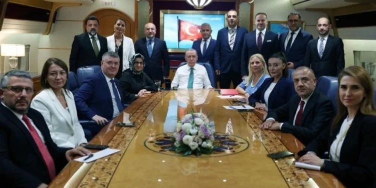 İKTİDARA KİM GELİRSE GELSİN DENİZ YETKİ ALANLARINDAKİ GÜVENCEMİZ SÜRECEK