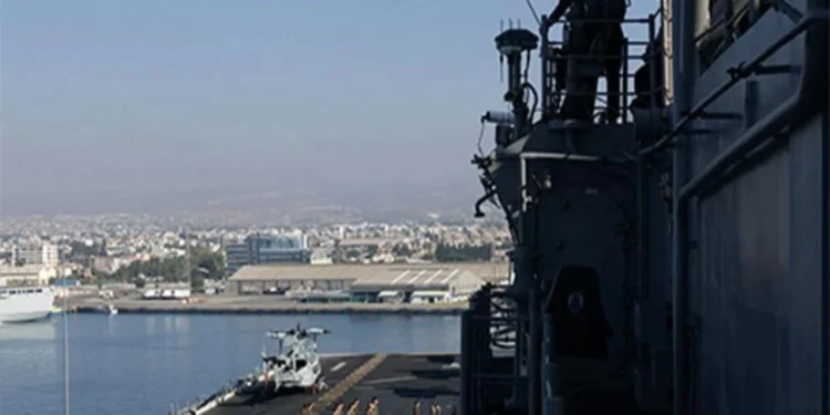 ÜSLER MODERNİZE EDİLİYOR