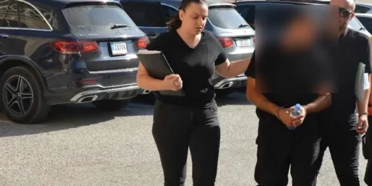 EŞİNİ MAL KAVGASI SEBEBİYLE DARBETTİ