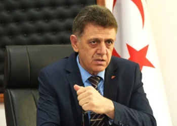 KHK SİYASET ÜSTÜ BİR KURUMDUR TALİMAT VE TELKİN ALMAZ!