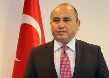 “BU KUTLU GÜNÜ KENDİ BAYRAMI OLARAK BENİMSEYEN KIBRIS TÜRK HALKINI SAYGIYLA SELAMLIYORUM”