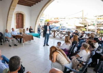 “KIBRIS TÜRK HALKI İKİ EŞİT KURUCU ORTAKTAN BİRİDİR, YOK SAYILAMAZ”