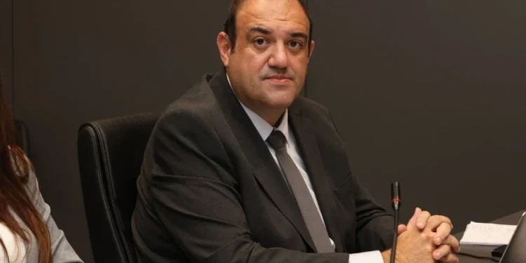 YAPILAN YANLIŞ ÖNGÖRÜLER KAMUSAL SAĞLIK VE ULAŞIM HAKKINI ÇALDI