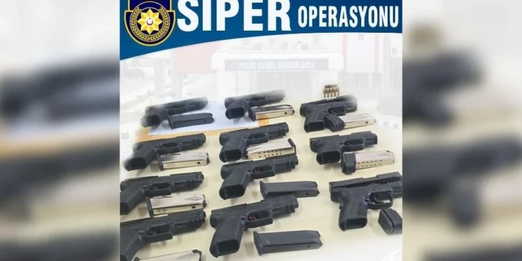 BOSTANCI’DA SİBER OPERASYONU: 11 TABANCA, ŞARJÖR VE 9 CANLI MERMİ ELE GEÇİRİLDİ