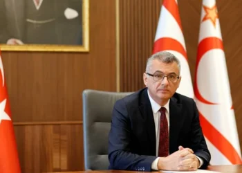 ATATÜRK’ÜN ANISI ÖNÜNDE BİR KEZ DAHA SAYGIYLA, SEVGİYLE, MİNNETLE EĞİLİYORUM