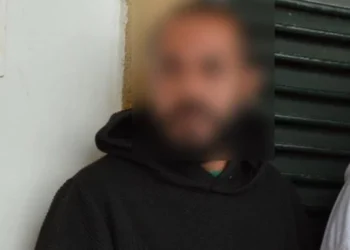 EVE KİLİTLEDİ, DÖVDÜ, BIÇAKLA TEHDİT ETTİ!