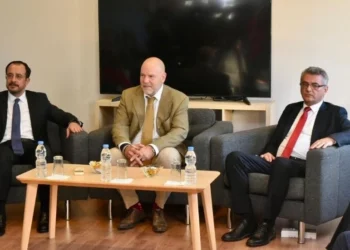 LİDERLER KAYIP ŞAHISLAR KOMİTESİ LABORATUVARINI ZİYARET ETTİ