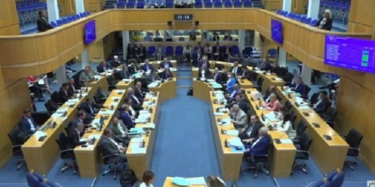 GÜNEY’DE KIBRISLI TÜRK TAŞINMAZ KİRALARINDAKİ ARTIŞ MECLİS GÜNDEMİNDE