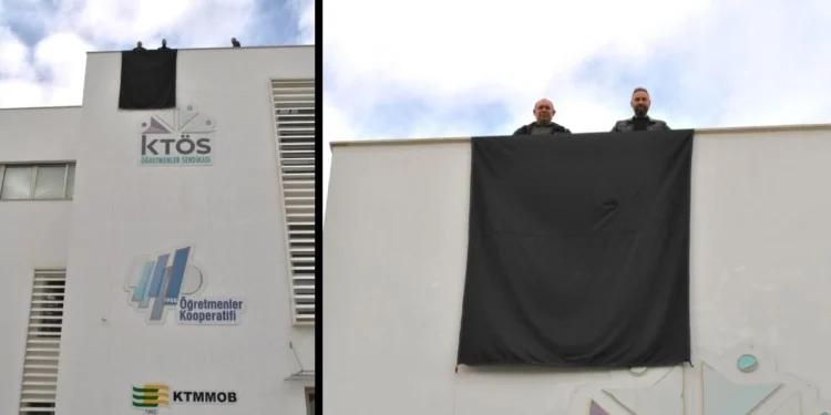 KTMMOB ofisinin de yer aldığı KTÖS binasına siyah bayrak asıldı