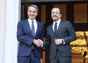 Hristodulidis ile Miçotakis’ten Ankara ziyareti öncesi telefon görülmesi