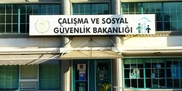 Çalışma Bakanlığı, Ektam’da yaşanan süreç nedeniyle Uzlaştırma Kurulu’nu topluyor