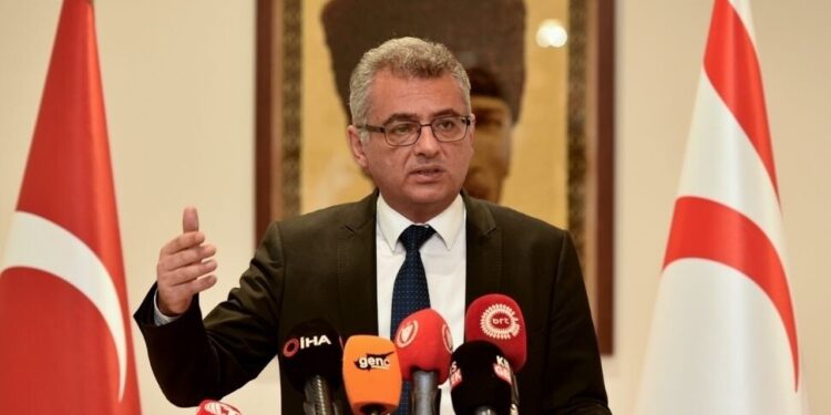 İyice düşünmeden, ölçüp tartmadan konuşmamak gerekir