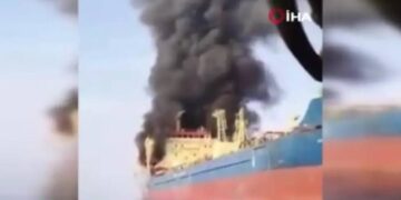 ABD Hürmüz Boğazı yakınlarındaki İran’a ait füze üslerine saldırı düzenledi