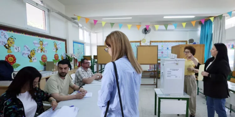 Güneydeki parlamento seçimleri birazdan sona erecek