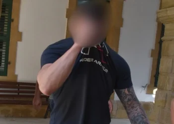 2 kilo uyuşturucu ile geçiş kapısında yakalanan zanlı 8 gün daha tutuklu kalacak