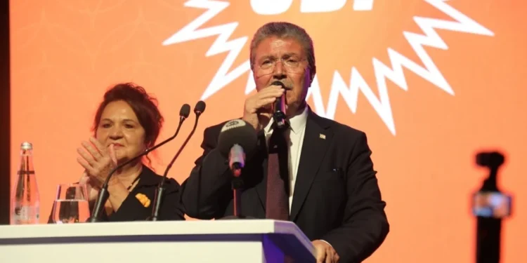 Onlar konuşur, UBP yapar!